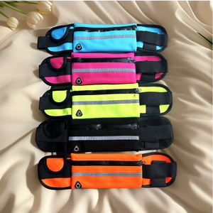 Cinturón de Hidratación para Correr, Riñonera Ajustable para Maratón, Riñonera para Correr de Larga Distancia con Botella de Plástico para Uso en Exteriores en Verano - Product Image 3