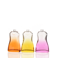 Coffret Cadeau Diffuseur à Bâtonnets de Luxe Premium 100ml Unique en Verre Transparent Sérigraphié et Estampé Or avec Pompe Vaporisateur Rechargeable