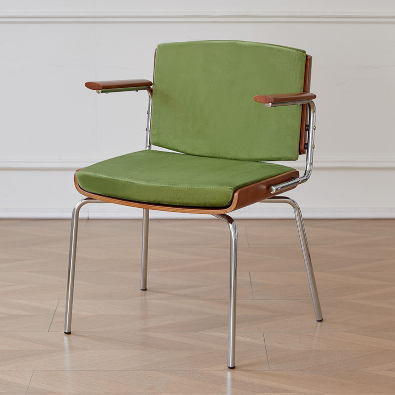 หญ้าสีเขียวกำมะหยี่-เก้าอี้เบอร์ลิน