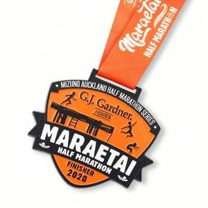 Medalla de Maratón Europea 3D Personalizada, Chapada en Oro, Trofeo Deportivo de Metal en Blanco para Premios de Carreras, Técnica de Grabado - Product Image 4