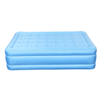 Lit gonflable grand lit à prix direct d'usine, réductions spéciales, faible MOQ, matelas pneumatique en tissu surélevé double avec pompe intégrée