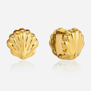 Clip-on Earrings <b>Shell</b> Shape 18K Stainless Steel <b>Light</b> Luxury Fashion Jewelry - Product Image 1
