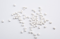 Granulés de plastique PP modifiés, inodores, anti-jaunissement, résistants à la hydrolyse et aux produits chimiques, taux de flux de fusion 15g/10min