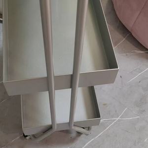 Chariot de salon de coiffure à roulettes en métal, outils de salon en vente chaude - Product Image 4