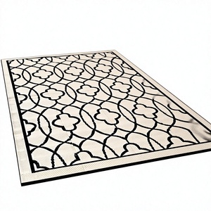 Tapis rectangulaire à motif treillis marocain, tissage plat, 100% polypropylène, antidérapant, dos réversible, écologique, imperméable - Product Image 1