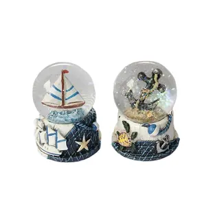Souvenir Desain Bahari Polyresin Lighthouse Snow Globe