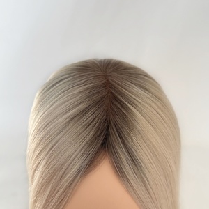 Topper para mujer con clips, efecto natural, fácil de usar, postizo de base mono. - Product Image 3