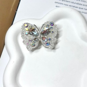 Chaînes de téléphone et stylos perlées tendance, faites main, avec ailes en strass robustes, perles haut de gamme, breloques papillon scintillantes et mignonnes - Product Image 4