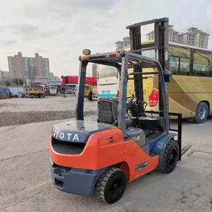 Montacargas <span class=keywords><strong>Toyota</strong></span> Usado de 3 Toneladas con Altura de Elevación de 3m 4.5m 6m, Montacargas <span class=keywords><strong>Toyota</strong></span> 30 de 3 Toneladas Diésel Eléctrico en Venta - Product Image 3