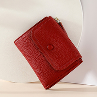 Dompet Wanita Lipat Tiga Baru dengan Kantong Koin Ritsleting Tempat Kartu Merek Desainer Dompet Wanita Merah Dompet Pendek Wanita Modis