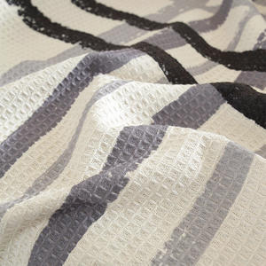 <span class=keywords><strong>Housse</strong></span> <span class=keywords><strong>de</strong></span> canapé universelle nordique toutes saisons coussin en chenille à rayures géométriques couverture complète à l'épreuve des chats en gros - Product Image 4