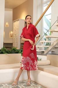 Vestido de algodón 100% elegante con estampado floral y ajuste cómodo Tamaños personalizados disponibles Tejido lavable para uso informal diario - Product Image 3