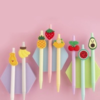 Cartoon Fruit Schattig Creatief PVC Zacht Plastic Pen Koe Olie Fruit Aardbei Macaron Studenten Schrijf Balpen