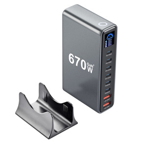 Estación de Carga de Escritorio GaN de 670W, Cargador Rápido PD de 8 Puertos, Pantalla Digital, Gris Plateado - Product Image 3