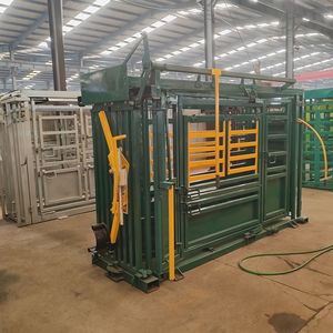 Hydronische, verzinkte, tragbare Viehfangbox mit Tor und Wiege für den Verkauf – Viehfangbox - Product Image 2