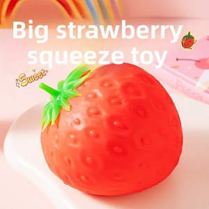 Juguete Antiestrés de Goma Suave con Forma de Fresa Viral de TikTok, Simulación de Fruta para Apretar, Venta al por Mayor - Product Image 2