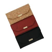 Dompet lipat tiga wanita grosir kustom dari gabus alami banyak slot kartu tombol tekan banyak kantong ramah lingkungan logo
