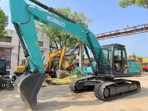 Excavatrices d'occasion à vendre à Dubaï Kobelco SK200D excavateur d'occasion Kobelco sk200D en bon état