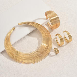 2025 vente en gros de haute qualité couleur or multi couches fil ensemble de bijoux collier boucles d'oreilles bague Bracelet pour des événements spéciaux - Product Image 4