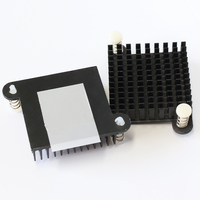 Disipador de Calor Tipo Puente Norte-Sur 35*35*10 con 48 Orificios Diagonales y Orejas Adhesivas para Fijar el Disipador de Calor del Chip de la Placa Base