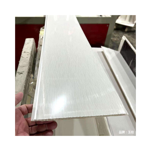 Hiện đại không thấm nước PVC gạch Trần thiết kế mới từ Trung Quốc nhà máy chống cháy và độ ẩm-miễn phí cho trang trí trong nhà - Product Image 1