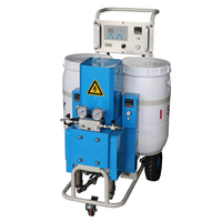 Équipement de mélange de mousse de machine d'isolation de pulvérisation de mousse de polyuréthane PU avec pistolet de pulvérisation