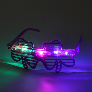 Gafas <span class=keywords><strong>LED</strong></span> Cuadradas Novedosas con Luces, Precio de Fábrica, Novedad para Accesorios de Fiesta y Artículos de Celebración de Gran Venta - Product Image 5