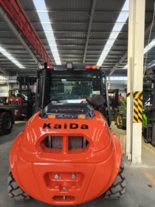 2025 Nueva gran oferta carretilla elevadora diésel de 3 toneladas con certificación ISO todoterreno 4WD todos los 6m precio competitivo para todo terreno áspero carretilla elevadora - Product Image 6