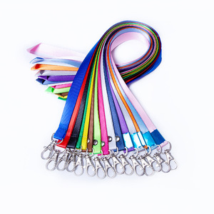 Cordón Largo Liso de Poliéster al por Mayor, Colores Sólidos, Sin Logotipo, 1.5cm de Ancho, con Gancho Giratorio - Product Image 4