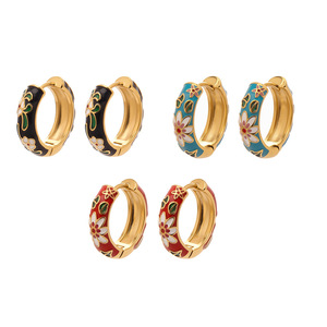 Pendientes de Aro de Acero Inoxidable con Oro de 18K, Estilo Bohemio, Esmalte Tricolor, Impermeables, con Patrones Florales, Resistentes a la Decoloración - Product Image 1