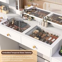 Coiffeuse moderne en bois durable WenFeng pour chambre à coucher avec miroir, lumières LED, 8 tiroirs, 2 armoires vitrées et station de charge (Blanc, largeur 62 po)
