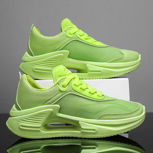 Sneakers da Uomo Lucky Red per Esami di Ammissione Universitaria, Traspiranti in Rete, Antiscivolo, con Lacci, Design Robusto, Approvate per il Controllo di Sicurezza - Product Image 2