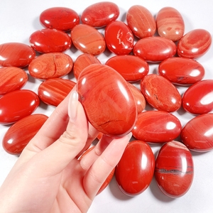 หินแจสเปอร์สีแดงรูปไข่ธรรมชาติ หินขัดเงาสำหรับการบำบัดและตกแต่ง - Product Image 3