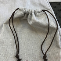 Sac de rangement anti-poussière en tissu de coton à motif personnalisé en forme d'homme avec cordon de serrage et sac à cordon