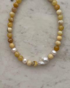 Collar Boho Chic de Verano para Playa, Hecho a Mano con Cuentas de Piedra Natural y Colgante de Perla, Lindo Collar de Perlas para Mujer - Product Image 4