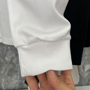 Chemise décontractée à manches longues avec broderie fer à cheval et lettrage bleu Harajuku Chrome Hearts, et coque de téléphone croix - Product Image 6