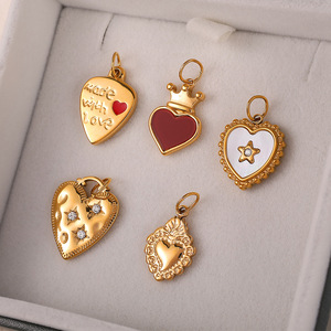 Colgante de Acero Inoxidable en Forma de Corazón con Circonita para Fabricación de Joyas, Chapado en Oro de 18K, Diseño Irregular, Primavera 2025 - Product Image 4