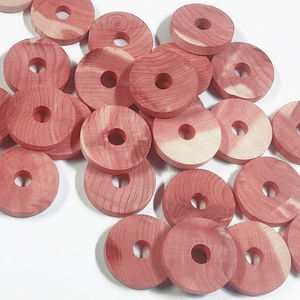 Anneaux <span class=keywords><strong>de</strong></span> cèdre à porter sur cintres, ensemble <span class=keywords><strong>de</strong></span> boules <span class=keywords><strong>de</strong></span> cèdre, guirlande <span class=keywords><strong>de</strong></span> bûches d'arbre, blocs <span class=keywords><strong>de</strong></span> cèdre 100% naturel <span class=keywords><strong>pour</strong></span> le rangement des vêtements, vente en gros d'usine - Product Image 2