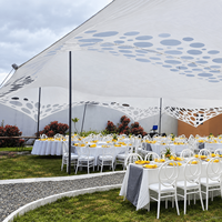 Tente à fromage avec auvent extensible perforé et poteaux en aluminium pour mariages, fêtes et événements en plein air