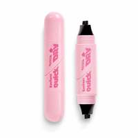 Eyeliner double embout avec tampon aile et pointe de précision, pour dessiner la ligne de base et connecter l'aile extérieure, pour un look défini et lisse