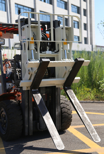 ตะเกียบยกของแบบไฮดรอลิกสำหรับรถยกหนัก ปรับเอียงได้ +45 องศา °   อุปกรณ์เอียงสำหรับการเทสินค้าจำนวนมาก - Product Image 2