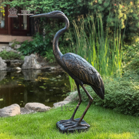 Sculpture de jardin extérieur Statue de héron de jardin en métal Sculpture d'oiseau en bronze grandeur nature à vendre