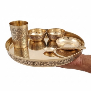 Service de table en bronze luxueux de 6 pièces fabriqué en Inde, finition miroir, gravure authentique, service de table en bronze Thali - Product Image 1