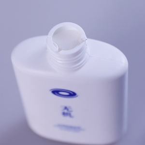 Pegamento para <span class=keywords><strong>Tenis</strong></span> <span class=keywords><strong>de</strong></span> <span class=keywords><strong>Mesa</strong></span> <span class=keywords><strong>Yinhe</strong></span>, Soluble en Agua, Inorgánico, VOC, 150 ml, Adhesivo Especial para Goma, Producto Original N0.7018, Ajuste <span class=keywords><strong>de</strong></span> Arco - Product Image 4