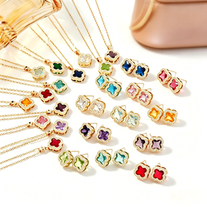 Colliers pour femmes de haute qualité, <span class=keywords><strong>prix</strong></span> d'usine, tendance 2021, vente chaude, chaîne <span class=keywords><strong>en</strong></span> or, pendentif trèfle à quatre feuilles, pierre précieuse - Product Image 2