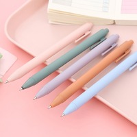 Stylos promotionnels pour recrutement sur campus – Mignons, avec logo personnalisé pour les foires d'emploi universitaires et la promotion des jeunes professionnels