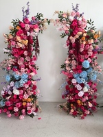 Décoration florale d'événements de luxe, design durable, fleurs artificielles, centre de table de mariage, arrangement floral pour allée, arche florale