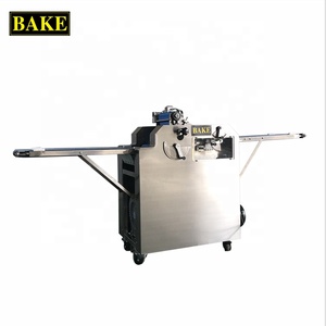 Máquina Eléctrica Popular para Hacer Masa de <span class=keywords><strong>Pizza</strong></span>/Croissant, Máquina Semiautomática para Moldear Croissants con Cinco Cuchillas - Product Image 5