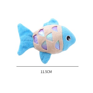 Juguetes para gatos de hierba gatera de peluche ecológica, Material de felpa de algodón PP, juguetes para gatos de peces para gatos de interior - Product Image 6