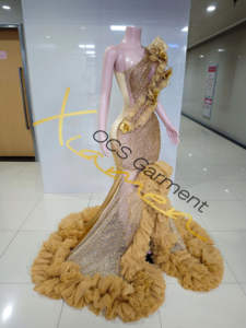 Ocstrade Özel Tasarım Kadınlar İçin Ziyafet Elbiseleri Çiçek Desenli Altın Renkli Taşlı Yırtmaçlı Şeffaf Fırfırlı Kuyruklu Balo Elbiseleri - Product Image 5